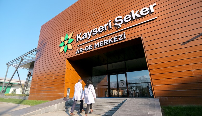 TÜBİTAK Kayseri Şeker Ar-Ge Merkezini Ziyaret Etti